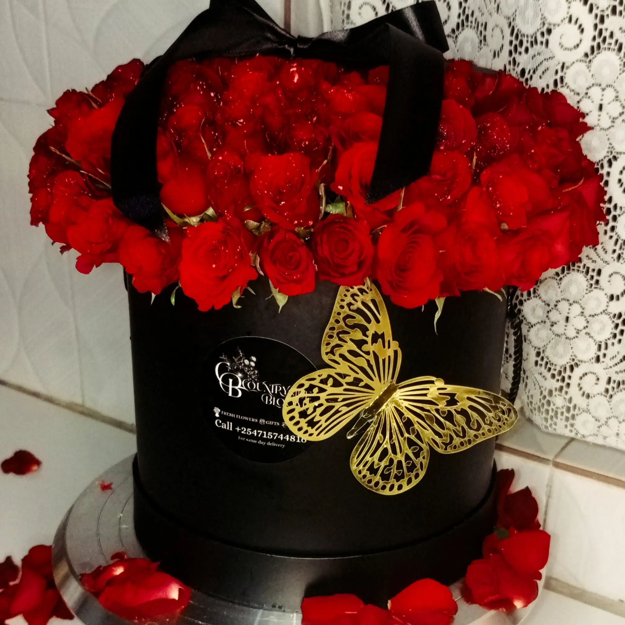 Decadent chocolate berry cake with fresh berries and chocolate shavings
